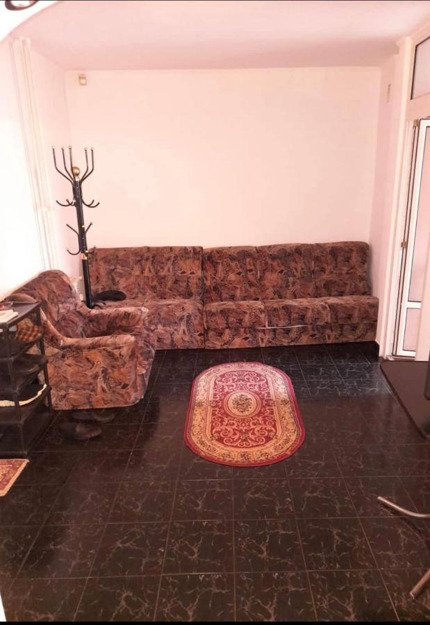 Ploiesti Ultracentral !!! المظهر الخارجي الصورة